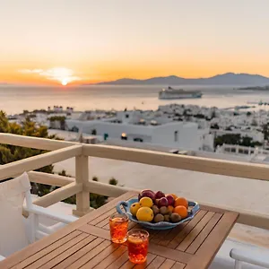 Pelican Hotell
